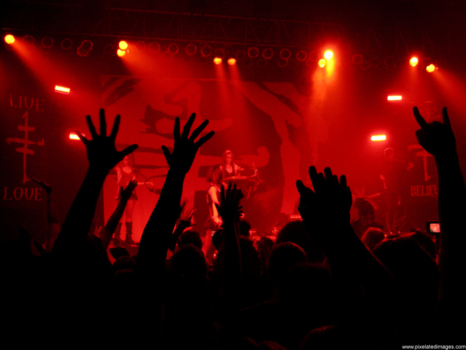 Crüxshadows concert